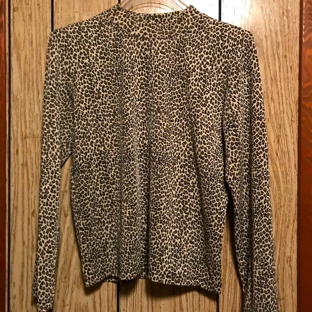 Cute poly blend top